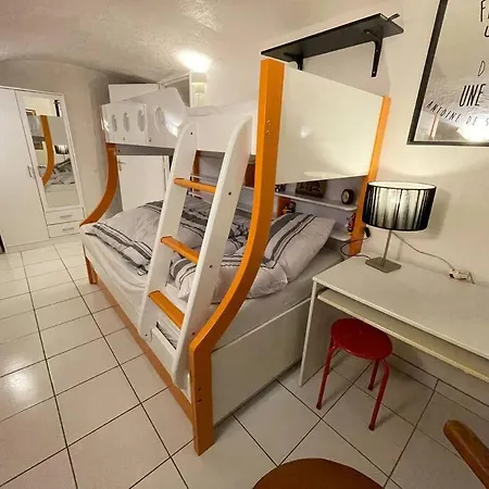 Chezadrienparis - De 90m2 En Souplex *