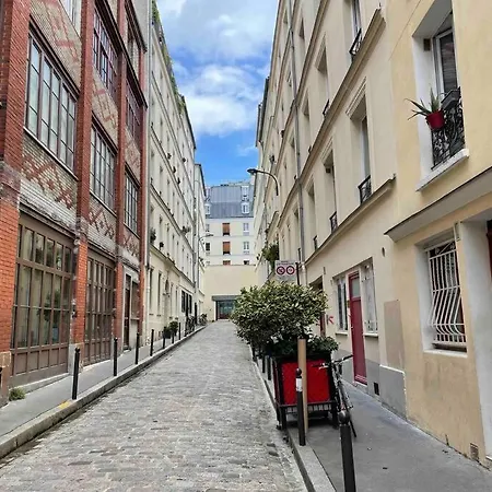 Chezadrienparis - De 90m2 En Souplex Apartment *