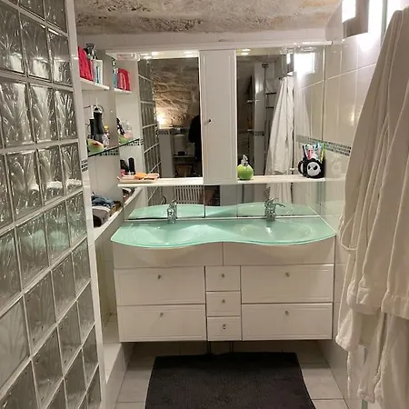 Chezadrienparis - De 90m2 En Souplex *