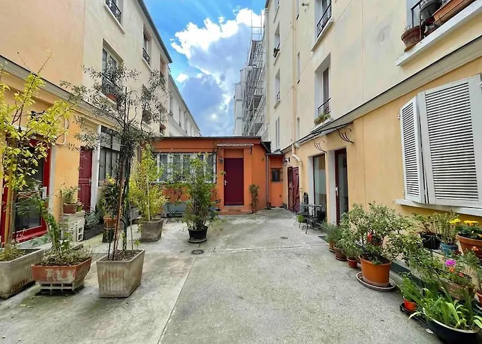 Chezadrienparis - De 90m2 En Souplex Paris