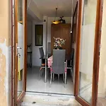 Chezadrienparis - De 90m2 En Souplex דירה פריז